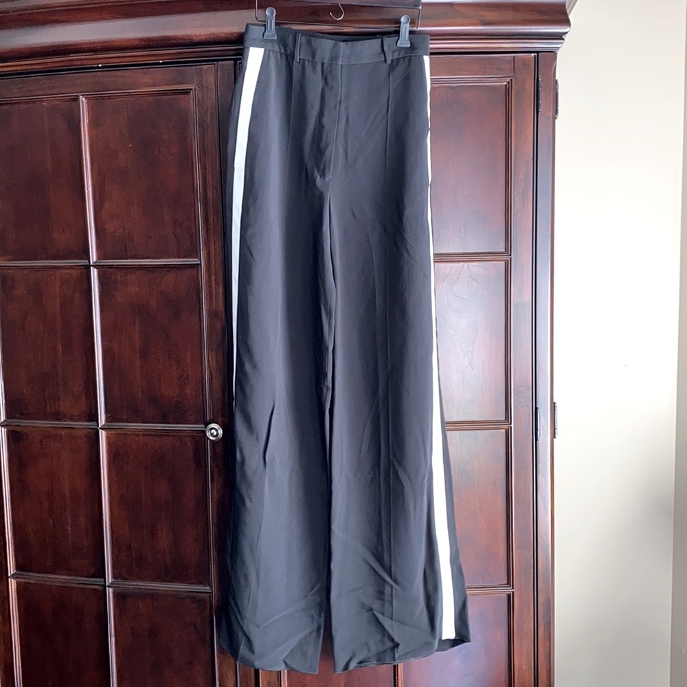 Burberry (authentic) Women’s black trousers